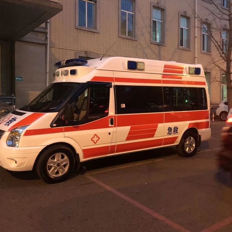 七里河夜间租赁救护车护送病人转院：安全转运的 8 大核心注意事项